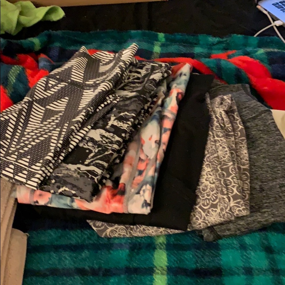 SIX (6) aerie & AE active leggings bundle!!!!